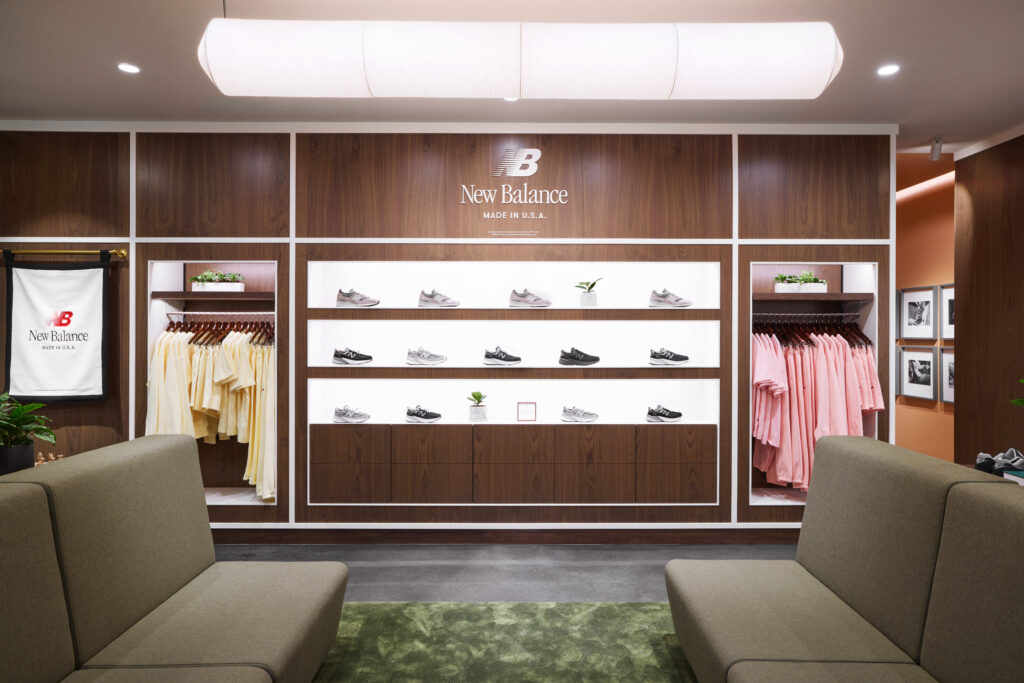 NEW BALANCE FLAGSHIP