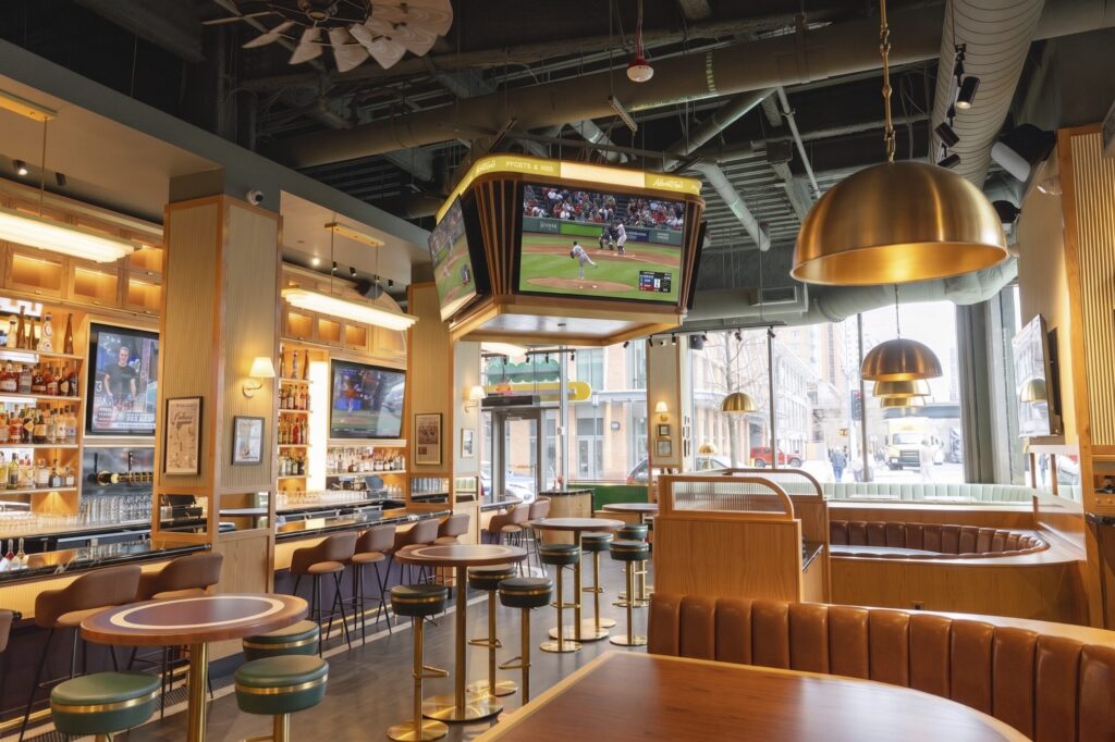 ROCCO’S SPORTS & REC